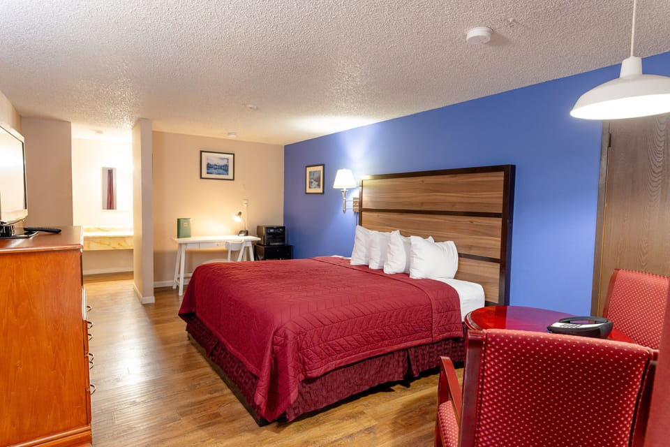 Business Room | In-room business center