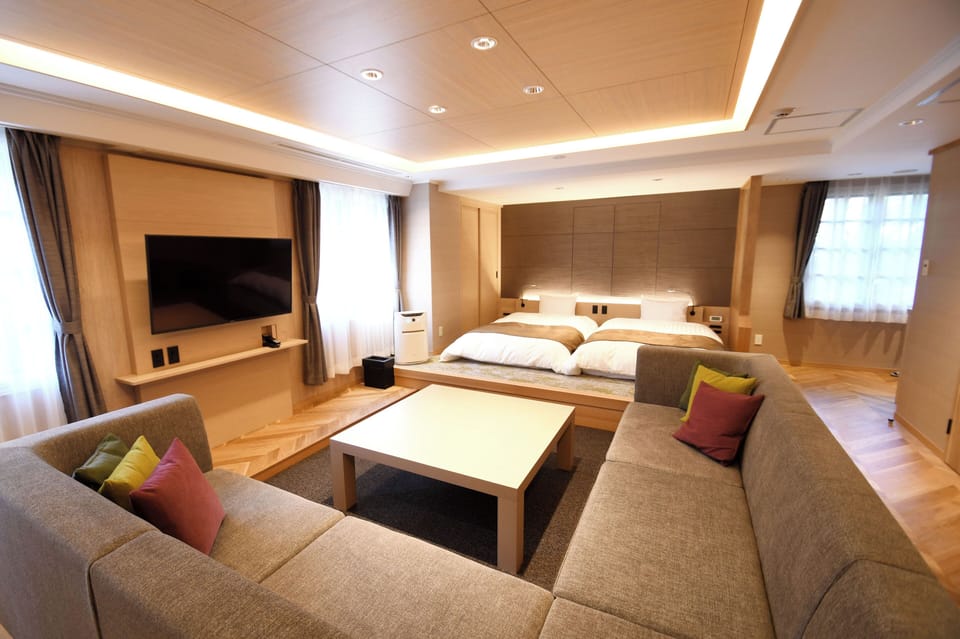 3F/4F, Deluxe Room, Non Smoking, 4 Adults (Dinner plan requires check-in by 5:00 p.m.) | In-room safe, blackout drapes, soundproofing, iron/ironing board
