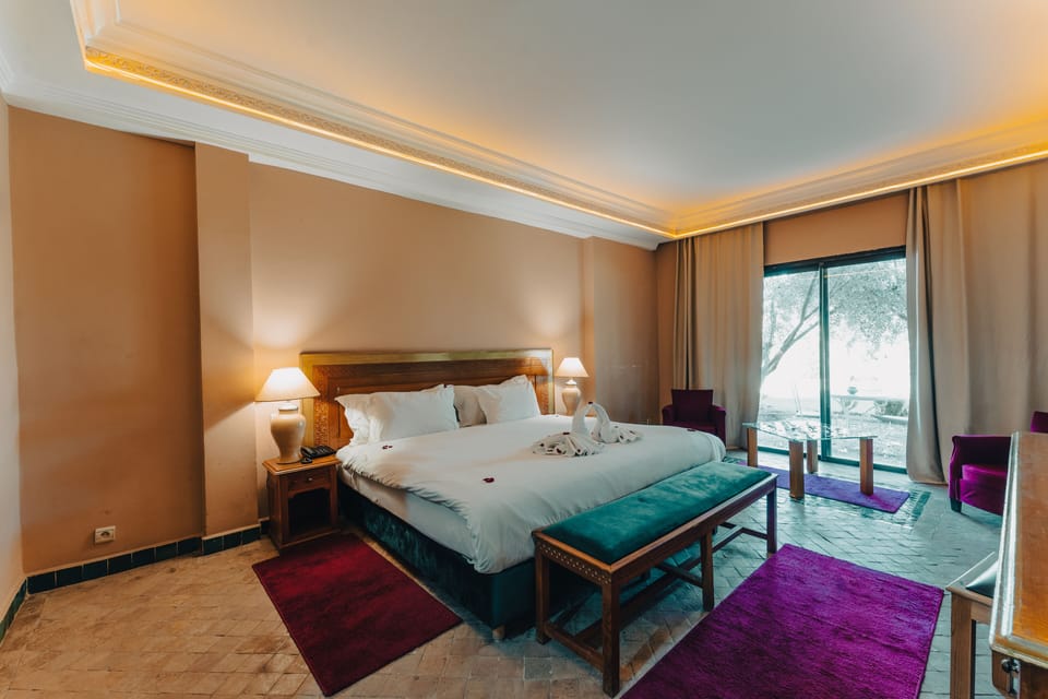 Junior Suite | Premium bedding, Select Comfort beds, minibar, desk