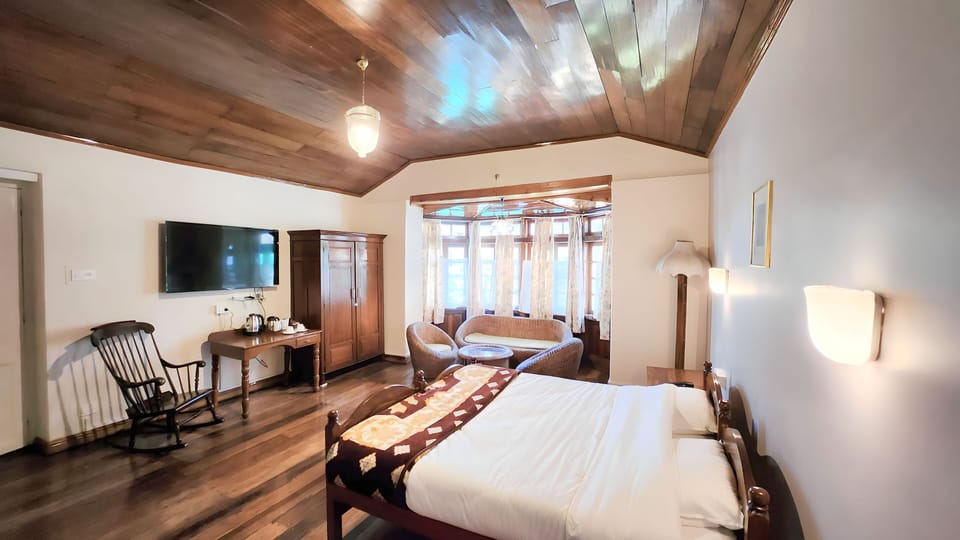 Business Double Room | Soundproofing, free WiFi, bed sheets