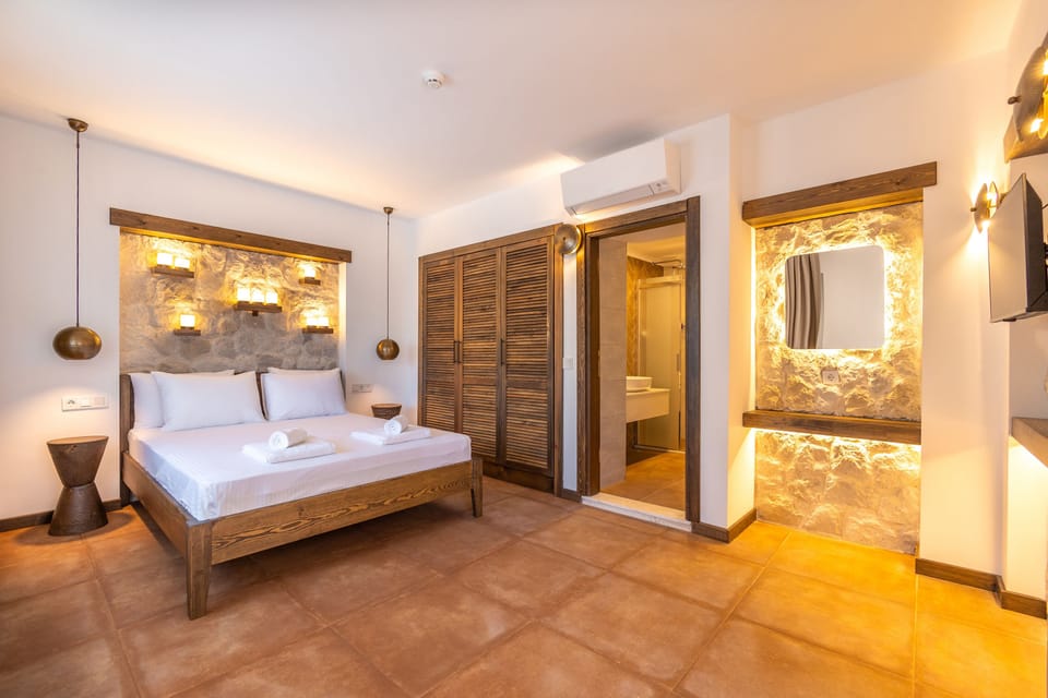Triple Room | Premium bedding, minibar, free WiFi, bed sheets