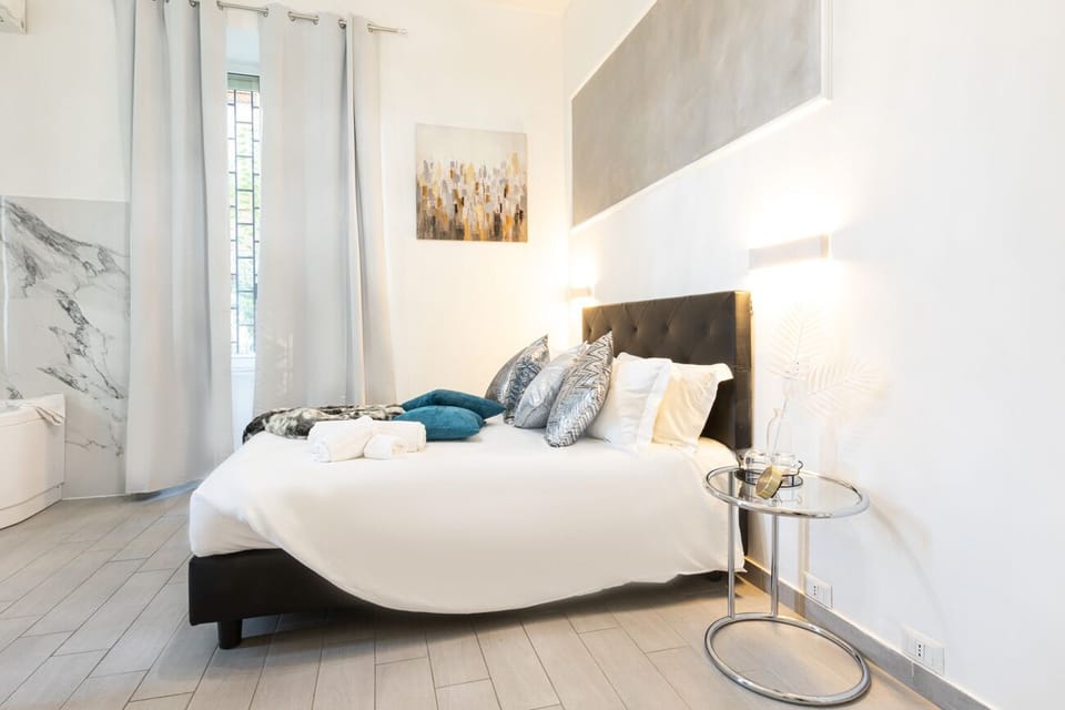 Superior Room | 1 bedroom, desk, soundproofing, iron/ironing board