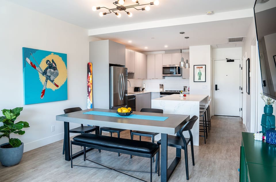 Condo | In-room dining