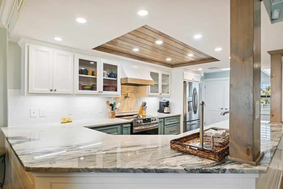 Condo, 2 Bedrooms | Private kitchen | Coffee/tea maker, fridge, oven, toaster