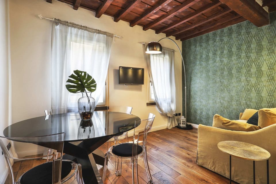 Basic Apartment, 1 Queen Bed with Sofa bed | Dining