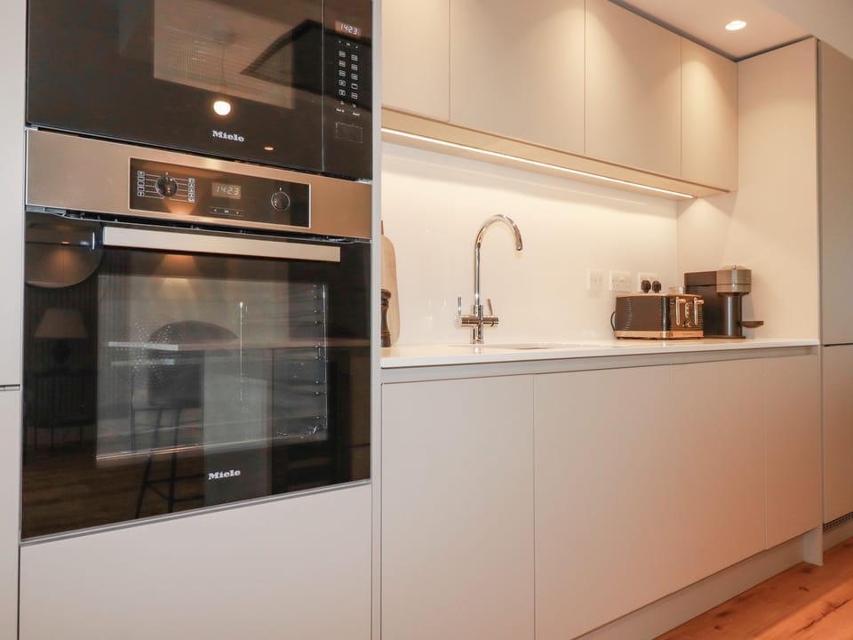 Fridge, dishwasher, electric kettle, toaster