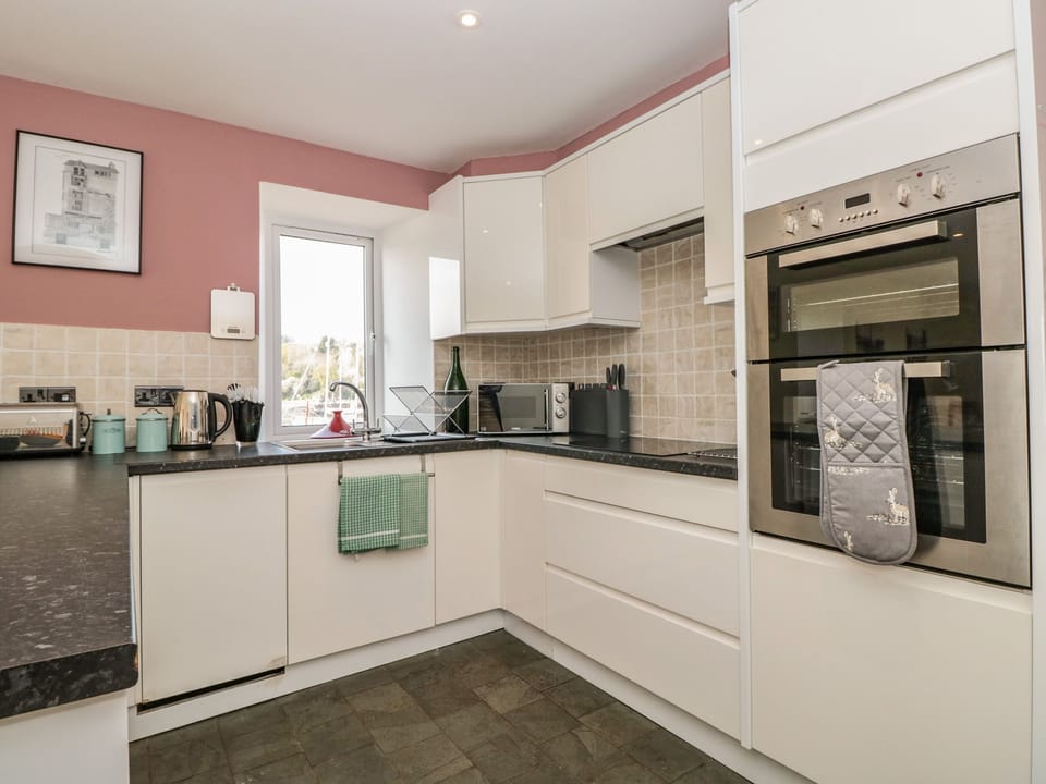 Fridge, dishwasher, electric kettle, toaster