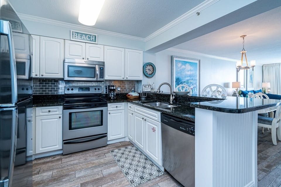 Condo, 2 Bedrooms | Private kitchen | Coffee/tea maker, fridge, oven, toaster