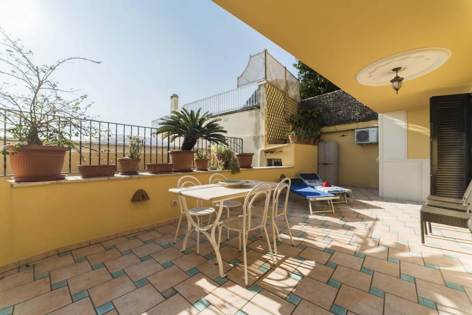 House, Smoking | 2 bedrooms, soundproofing