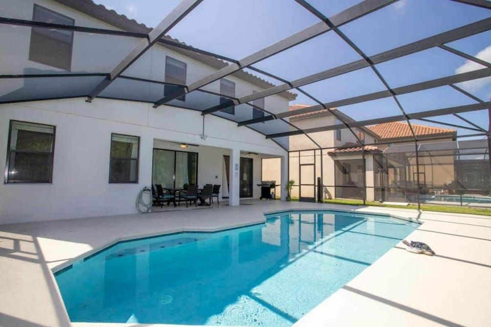 House | 6 bedrooms