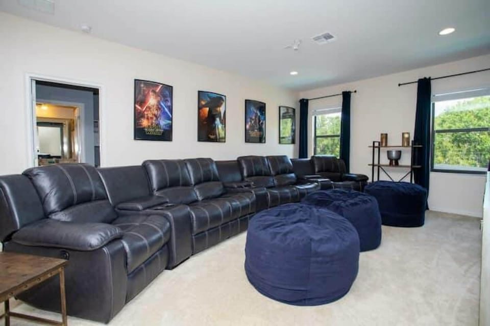 House | 6 bedrooms