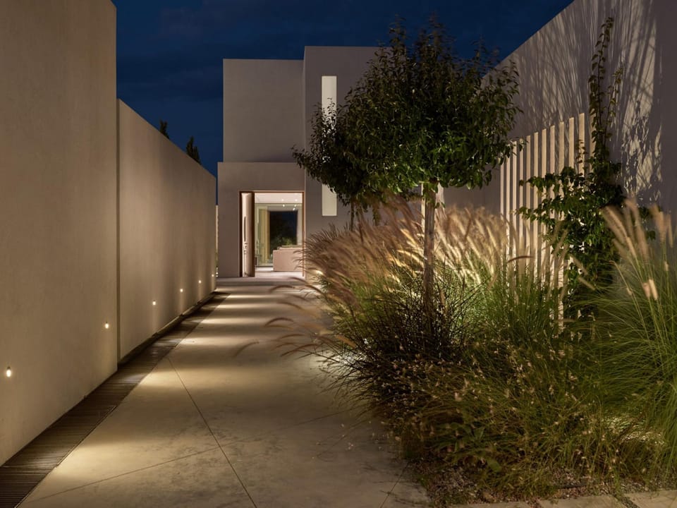 House, Smoking | 4 bedrooms, Internet