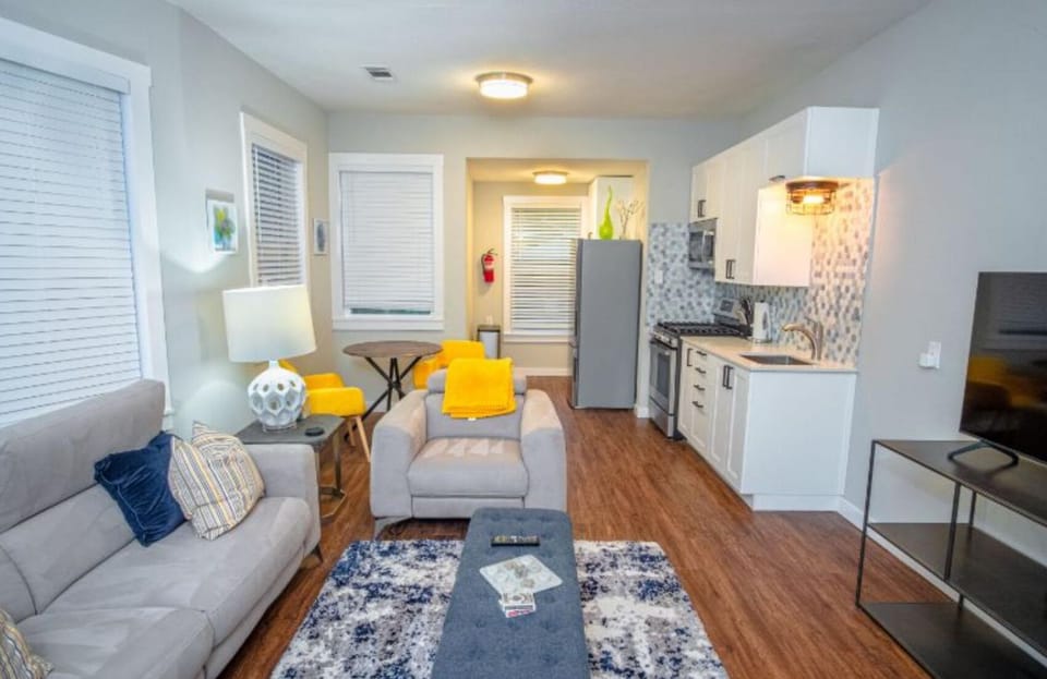 House | 1 bedroom