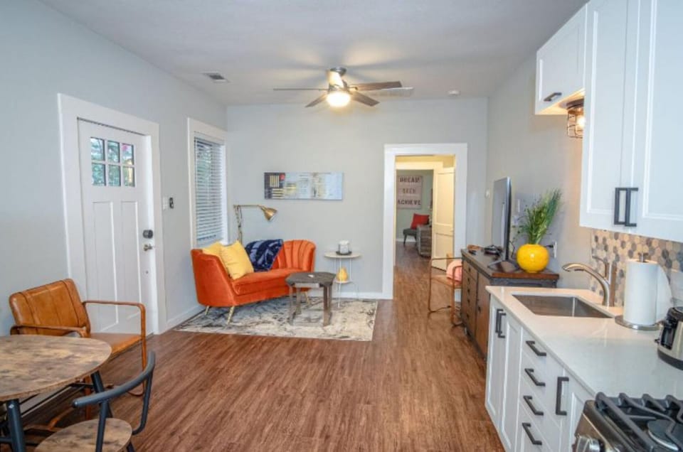 House | 1 bedroom