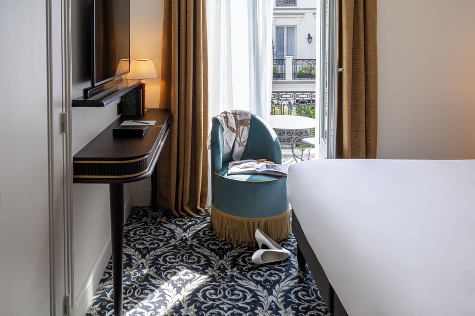 Classic Room, Terrace | Desk, laptop workspace, soundproofing, free WiFi