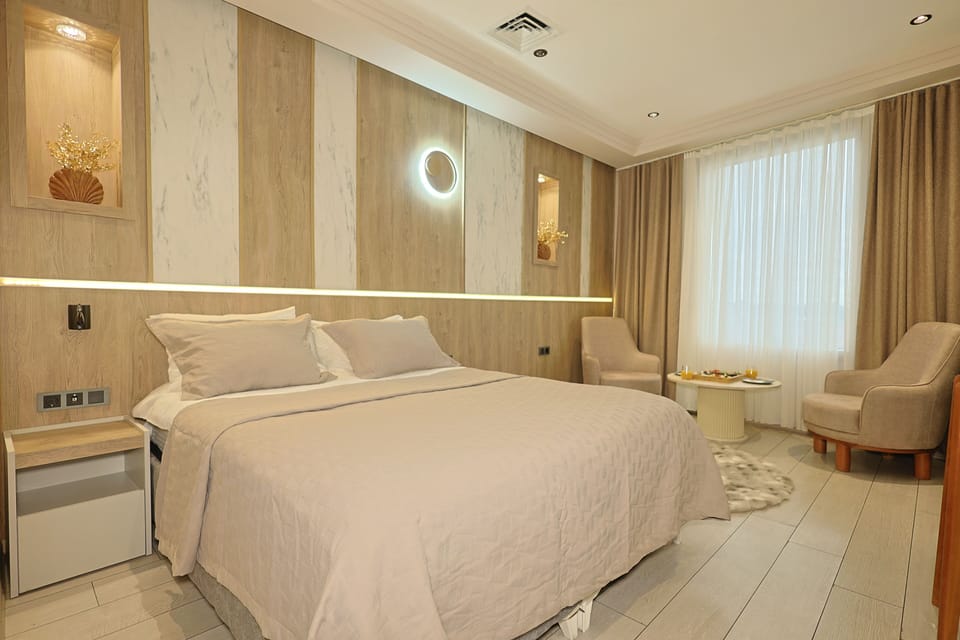 Minibar, desk, laptop workspace, soundproofing
