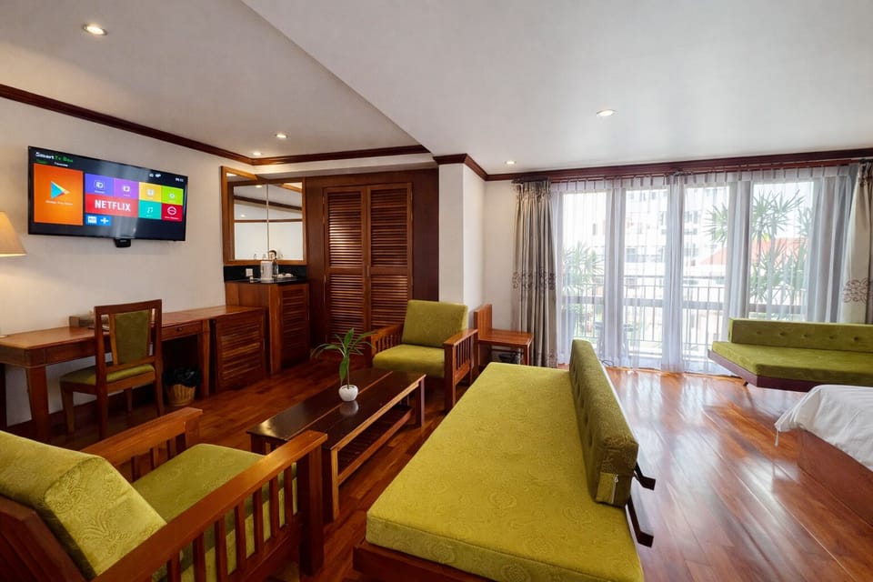 Cheathata Deluxe Double - Balcony | City view