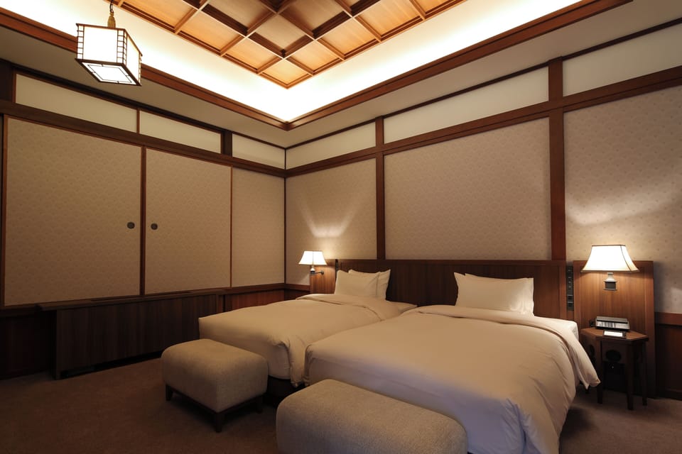 Annex Suite Room, Non Smoking | Desk, cribs/infant beds, free WiFi, bed sheets