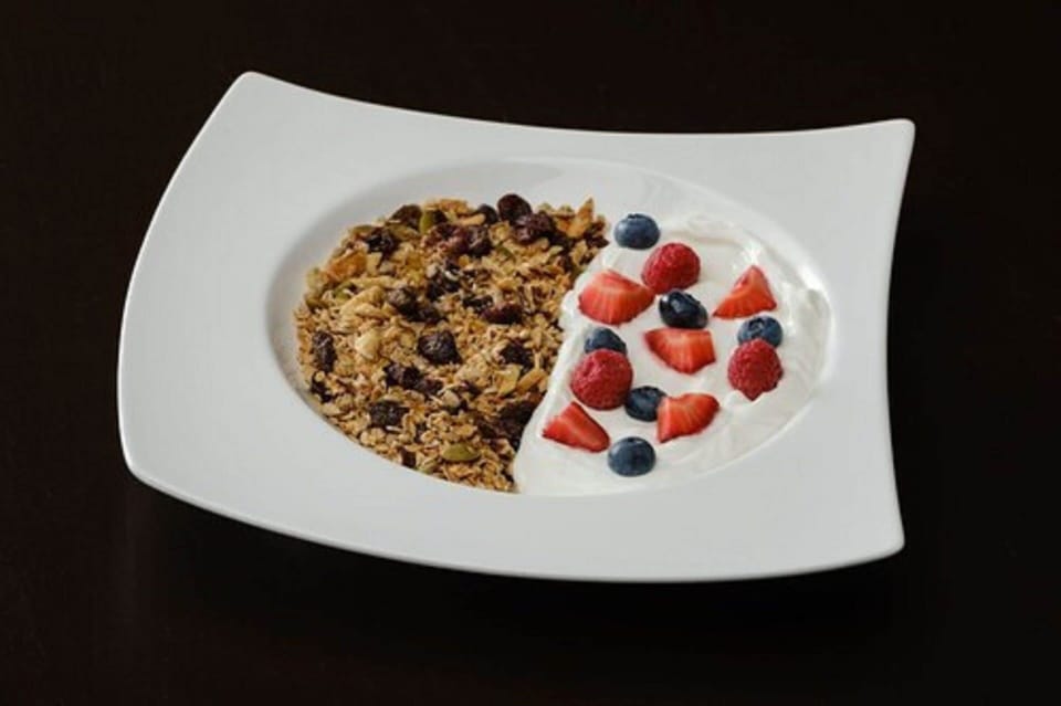 Daily cooked-to-order breakfast for a fee