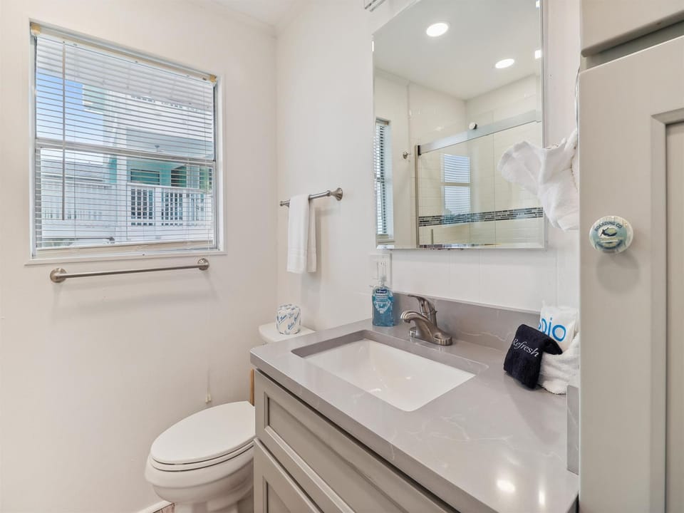 House (2 Bedrooms) | Property amenity