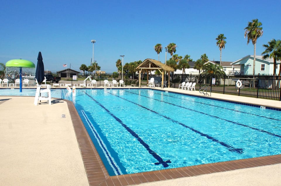 House (2 Bedrooms) | Property amenity