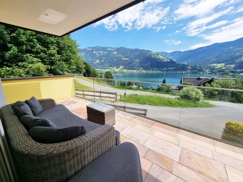 House, Smoking | 4 bedrooms