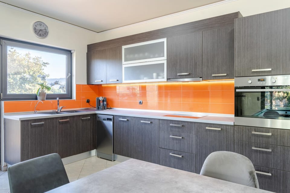 House | 3 bedrooms, soundproofing