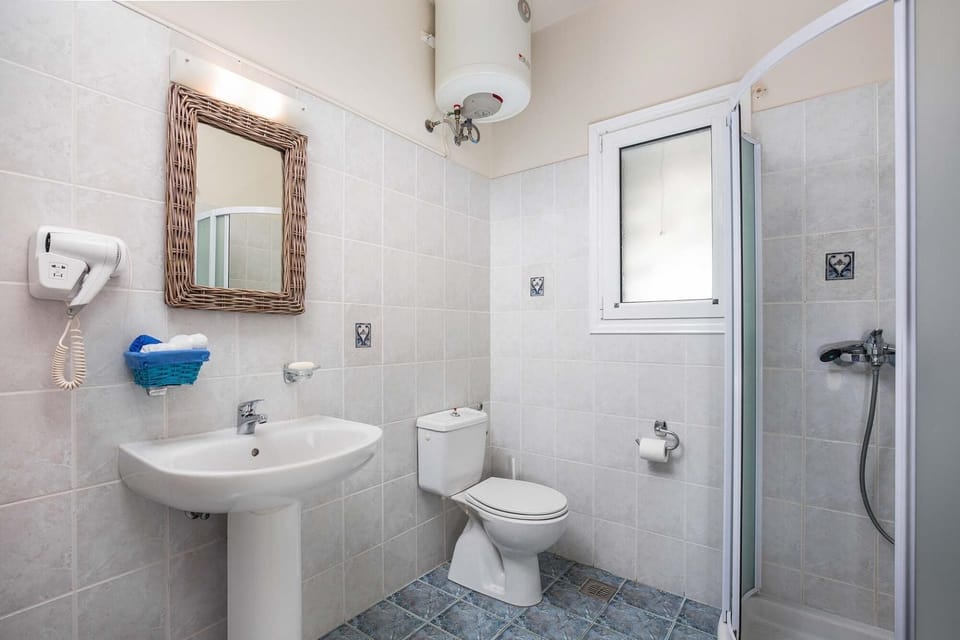Danai Villa - Charming Escape With Oceanside Views Villa in Peloponnese, Western Greece and the Ionian