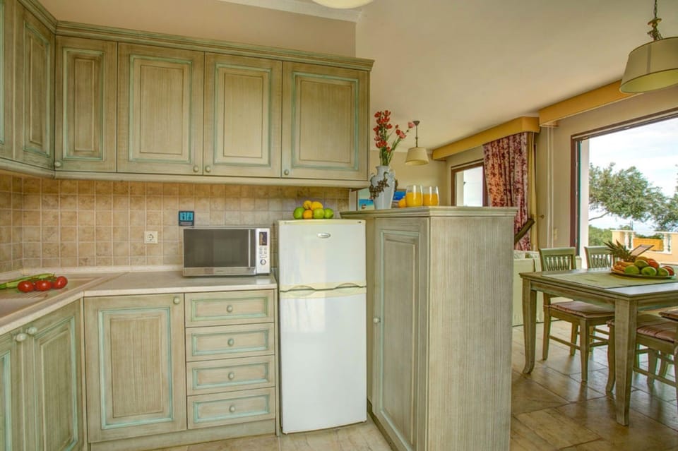 House, Smoking | 2 bedrooms