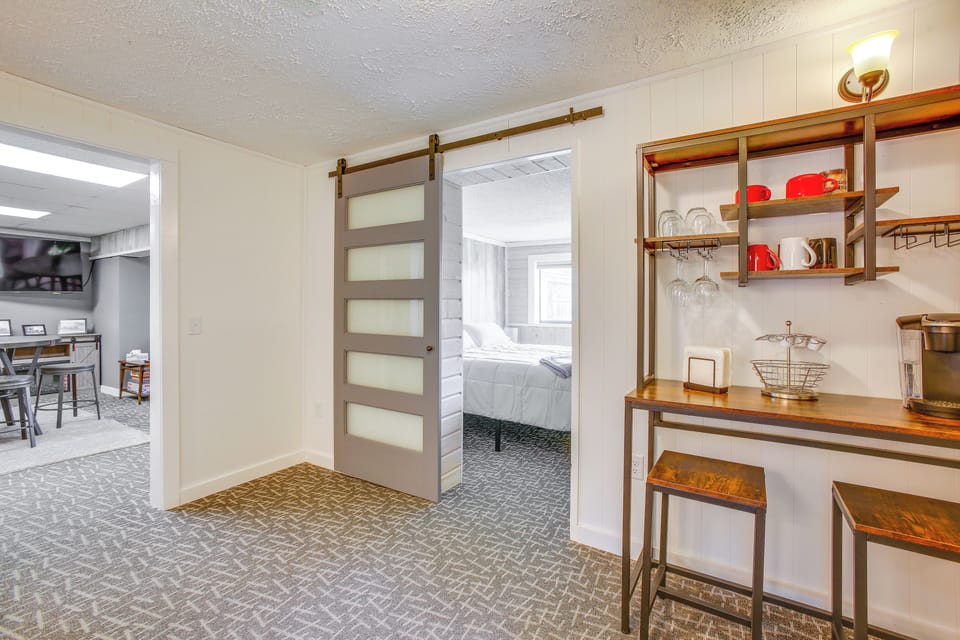 Apartment (1 Bedroom) | Interior