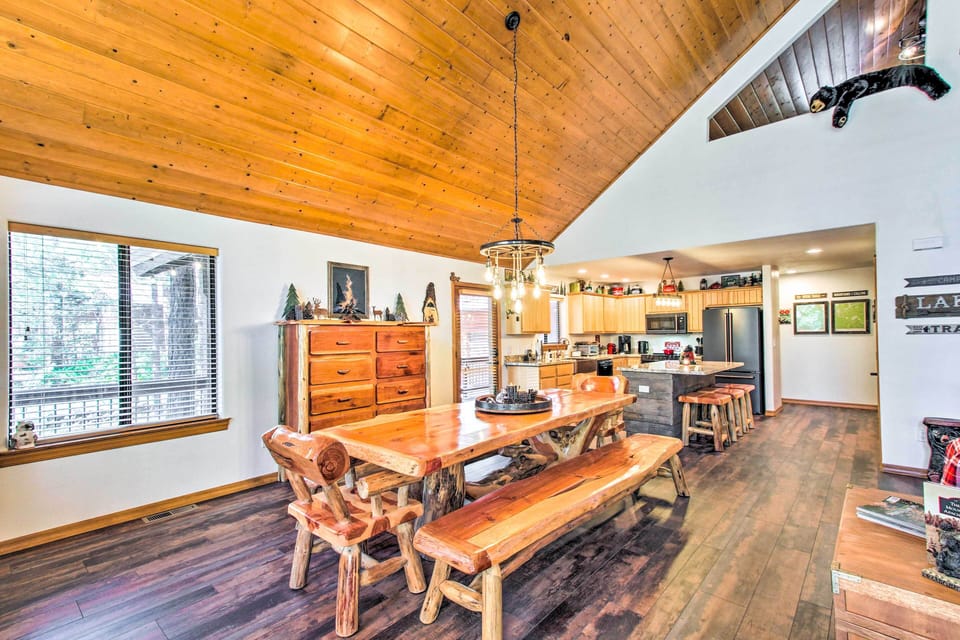 House (4 Bedrooms) | Interior