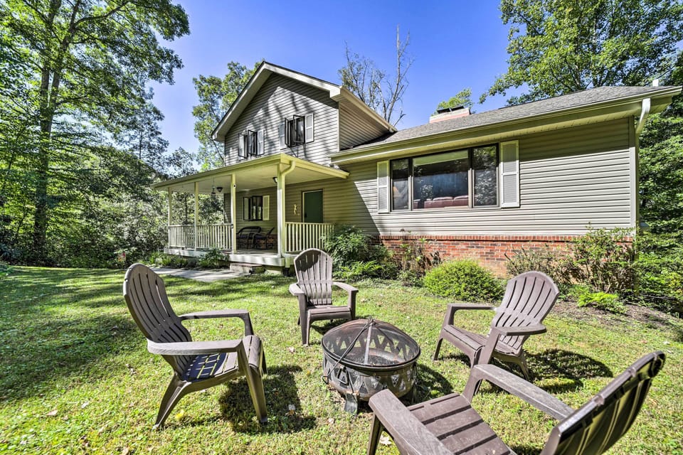 House (3 Bedrooms) | Front of property