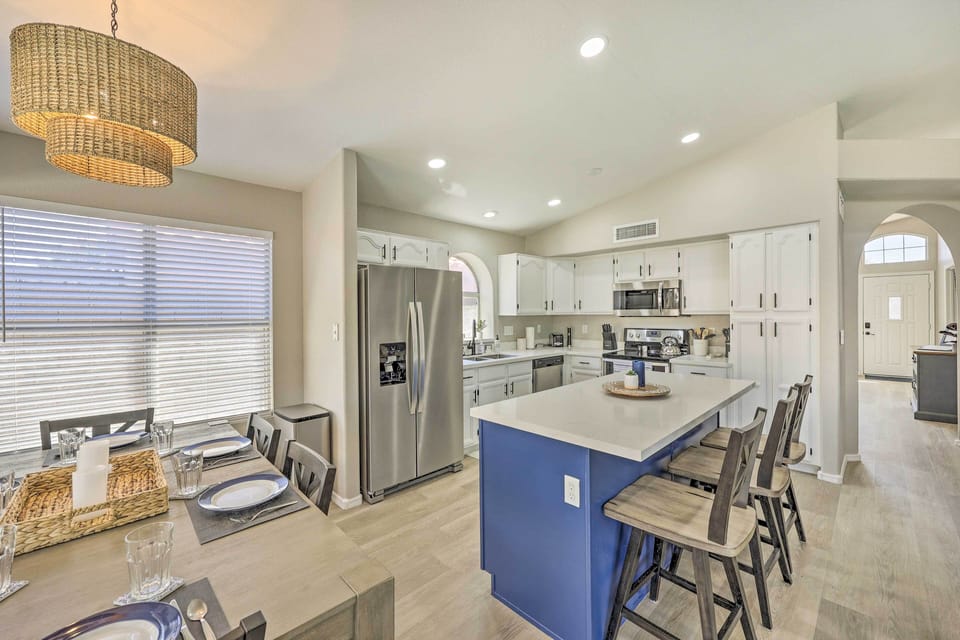 House (3 Bedrooms) | Interior