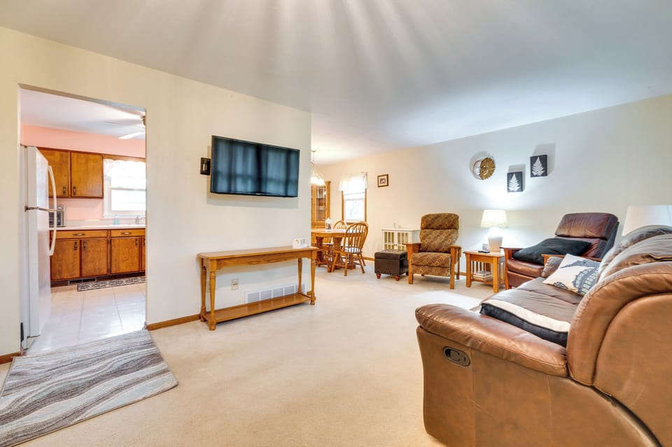 House (3 Bedrooms) | Front of property