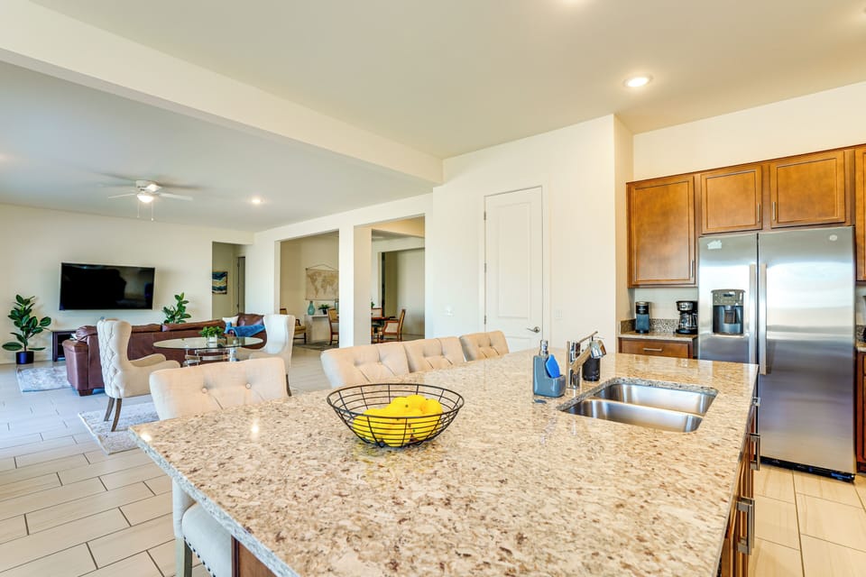 House (4 Bedrooms) | Interior