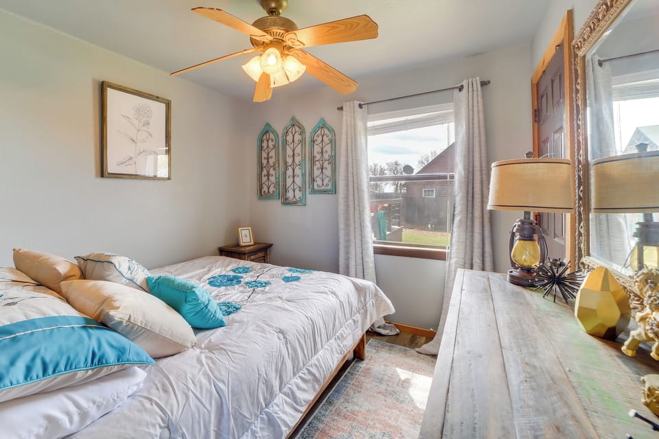 House (2 Bedrooms) | Interior