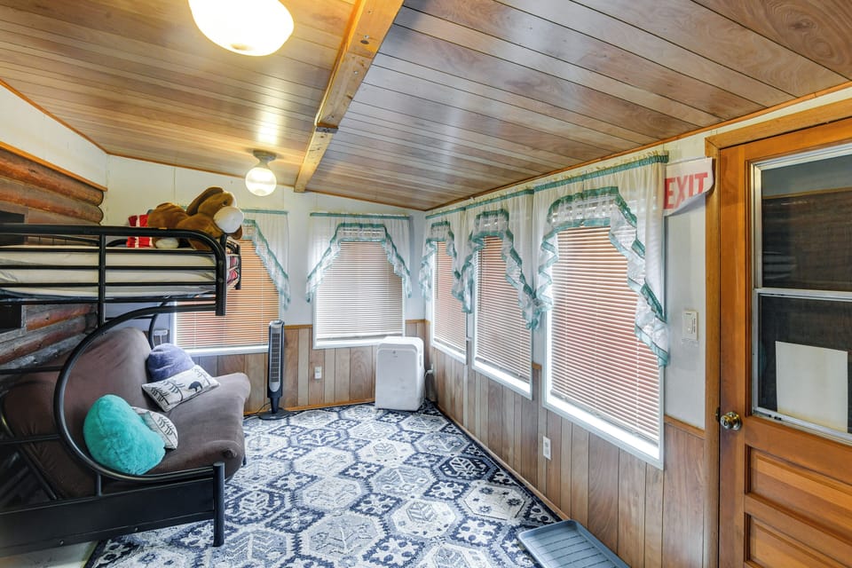 House (1 Bedroom) | Interior