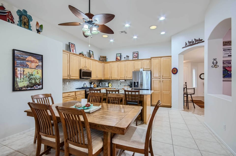 House (3 Bedrooms) | Interior