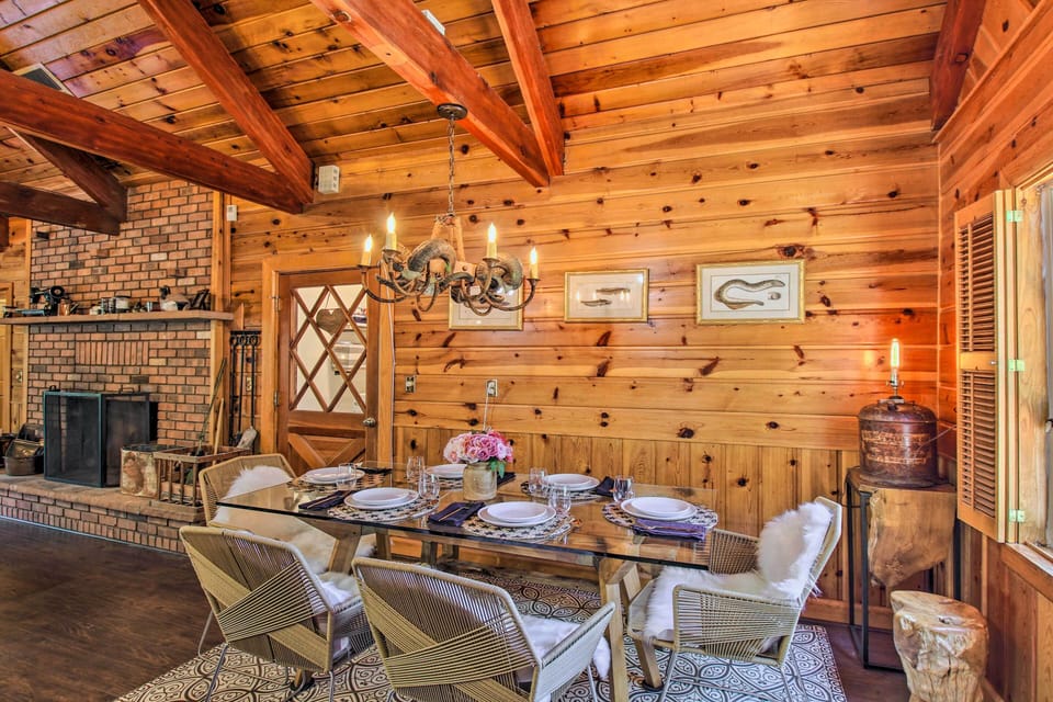 House (4 Bedrooms) | Interior