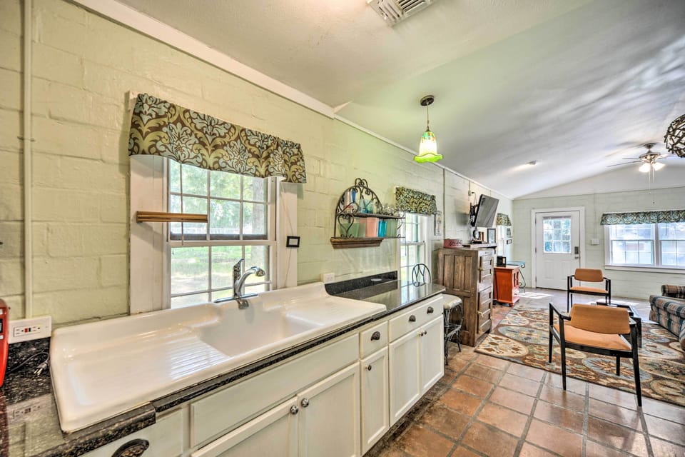 Cottage (2 Bedrooms) | Interior