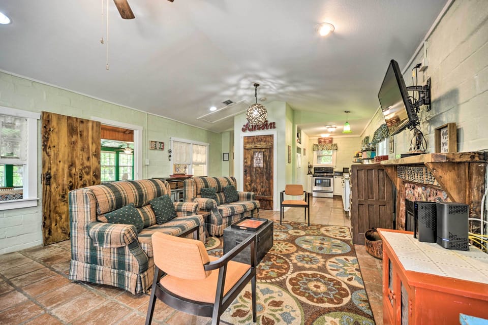 Cottage (2 Bedrooms) | Interior