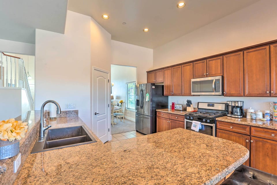 House (4 Bedrooms) | Interior