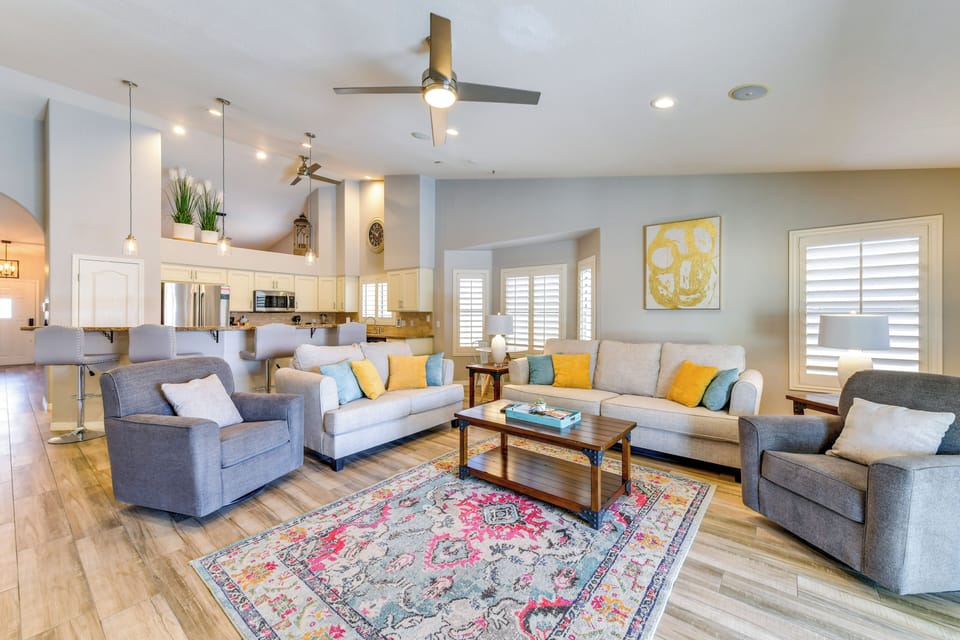 House (4 Bedrooms) | Interior