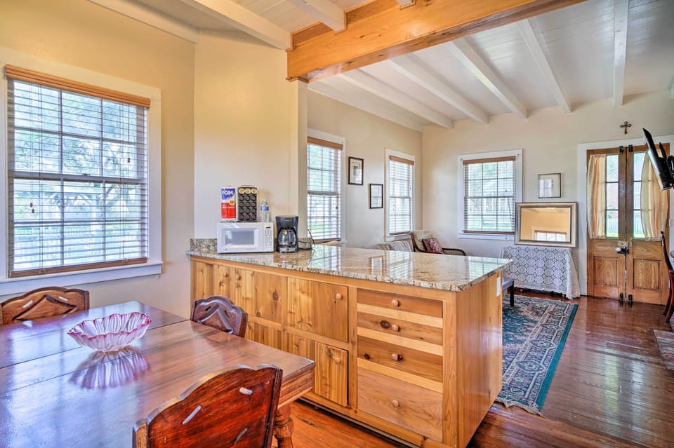 Cottage (2 Bedrooms) | Interior