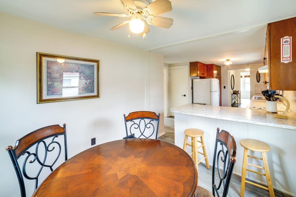 Cottage (2 Bedrooms) | Interior