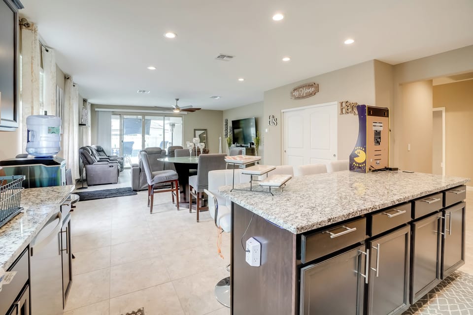 House (3 Bedrooms) | Interior