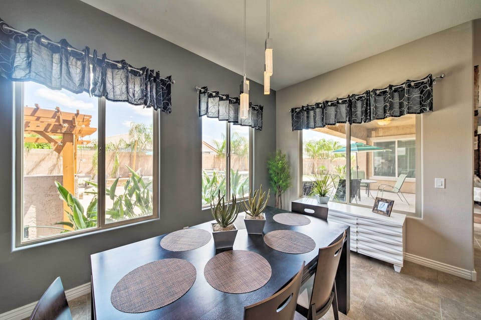 House (4 Bedrooms) | Interior