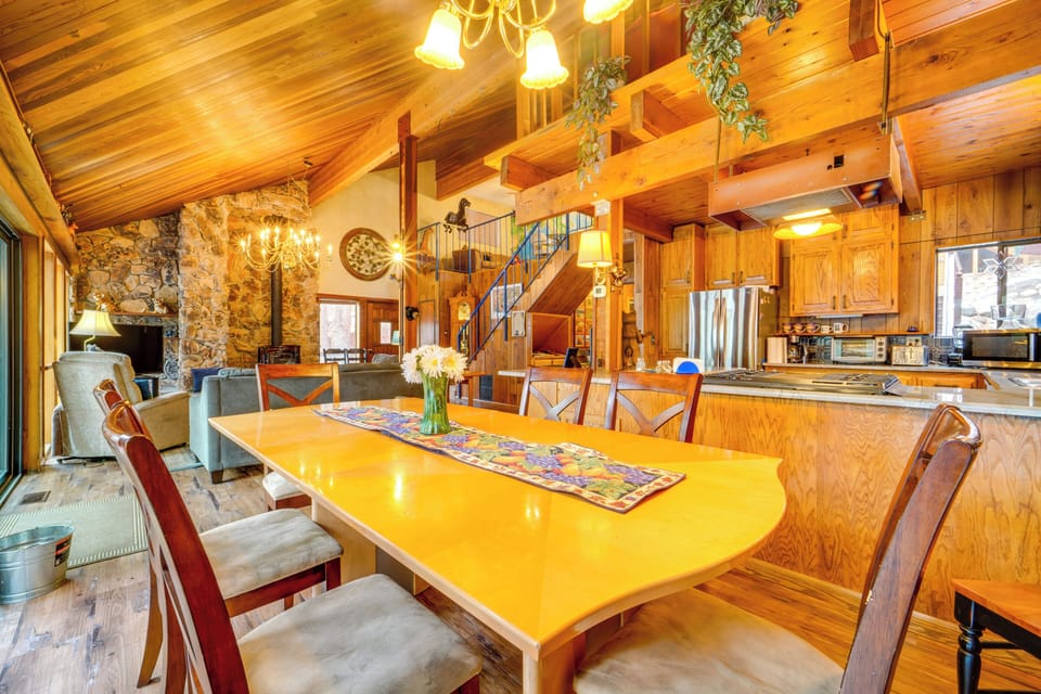 House (4 Bedrooms) | Interior