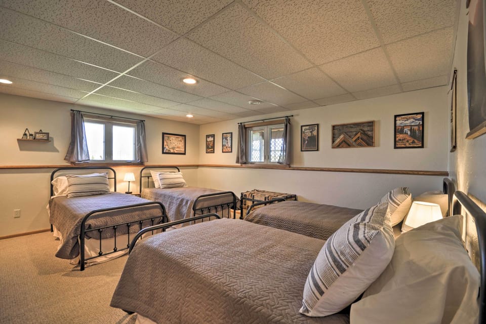 House (4 Bedrooms) | Interior