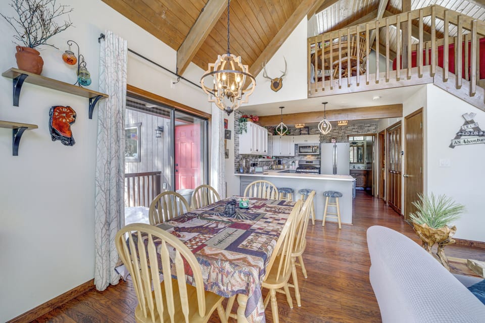 House (4 Bedrooms) | Interior